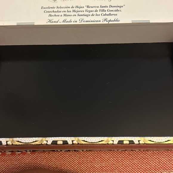 Arturo fuente Tabacco wooden EMPTY box GUC - Picture 13 of 13